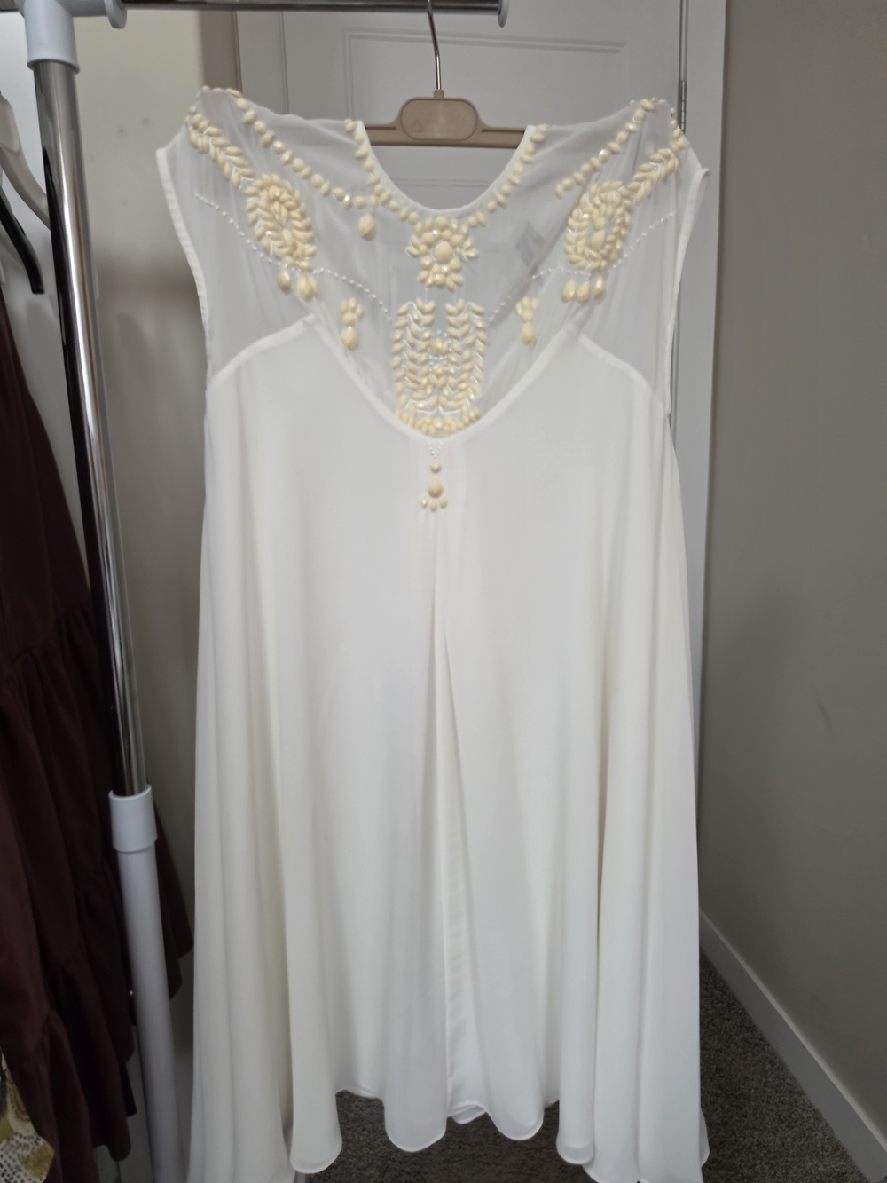 Guess Cream Embellished Sleeveless Dress Size XS